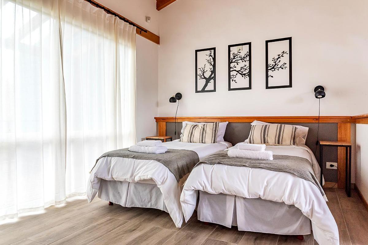 דירות וילה לה אנגוסטרה Happy Host - Casas Calafate Vla מראה חיצוני תמונה