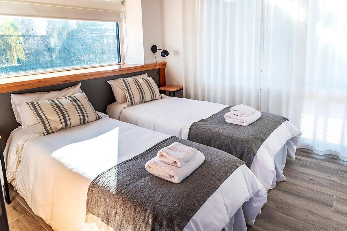 דירות וילה לה אנגוסטרה Happy Host - Casas Calafate Vla מראה חיצוני תמונה